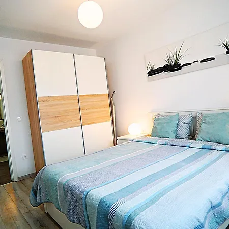 Relaxing Coresi Apartmán