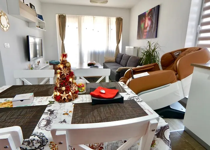 Relaxing Coresi Апартаменти *